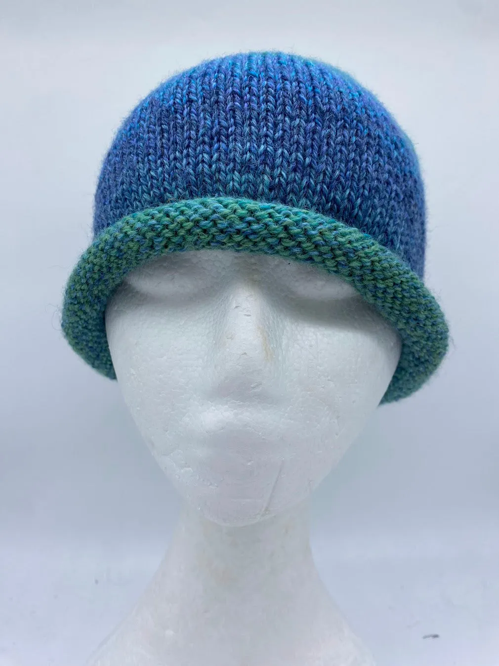 CLASSIC BEANIE - blue green hues