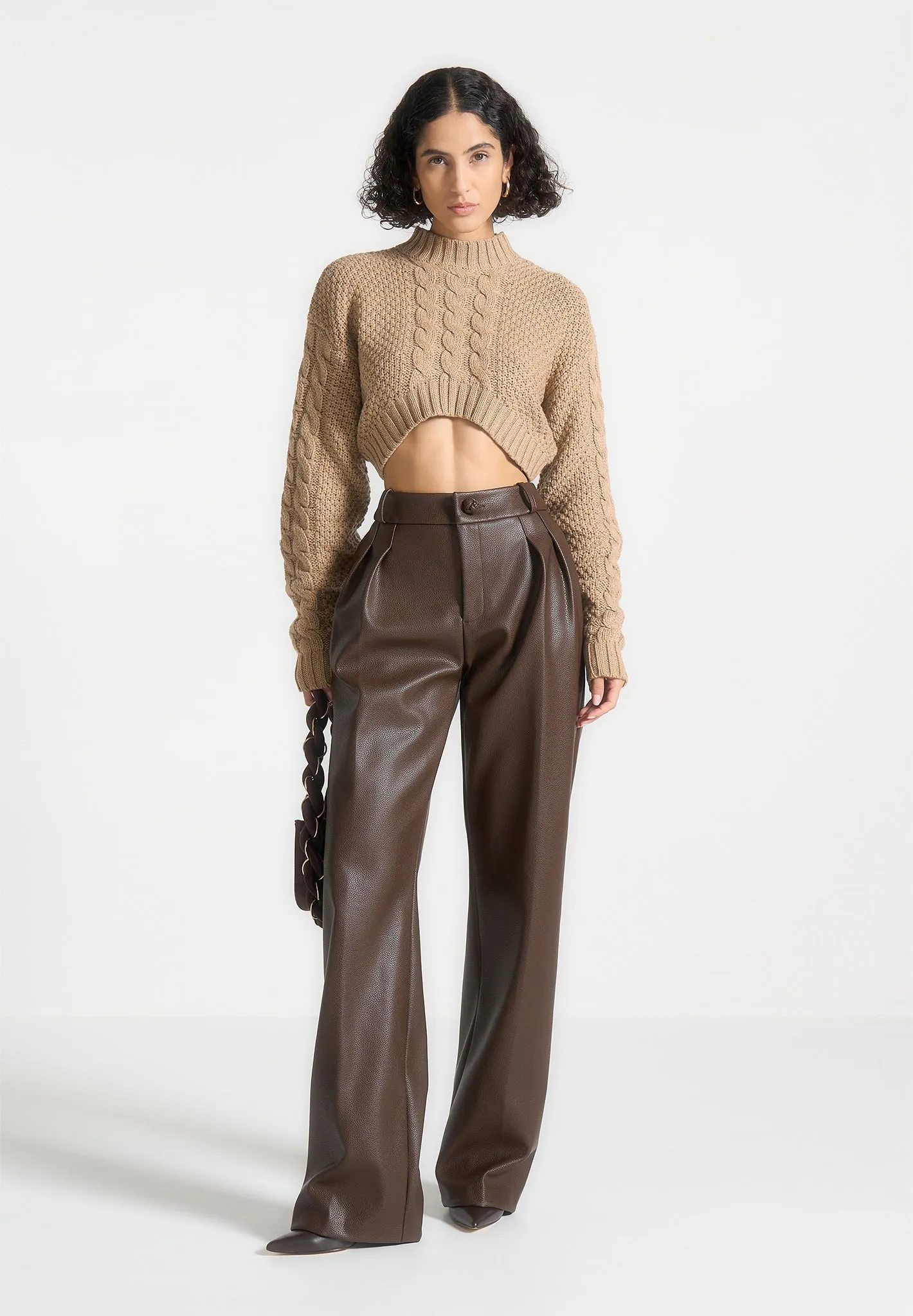 Cropped Cable Knit Jumper - Beige