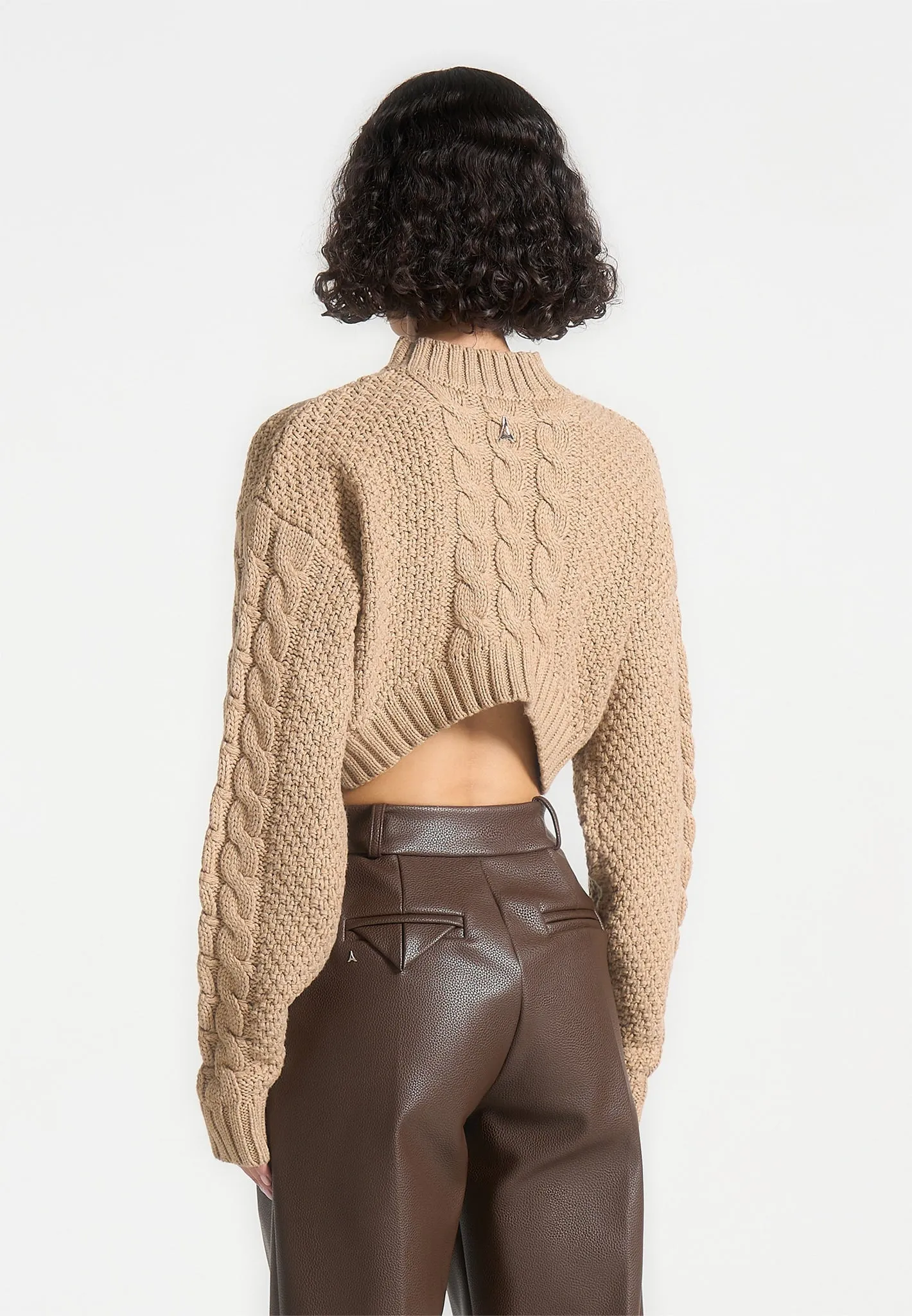 Cropped Cable Knit Jumper - Beige