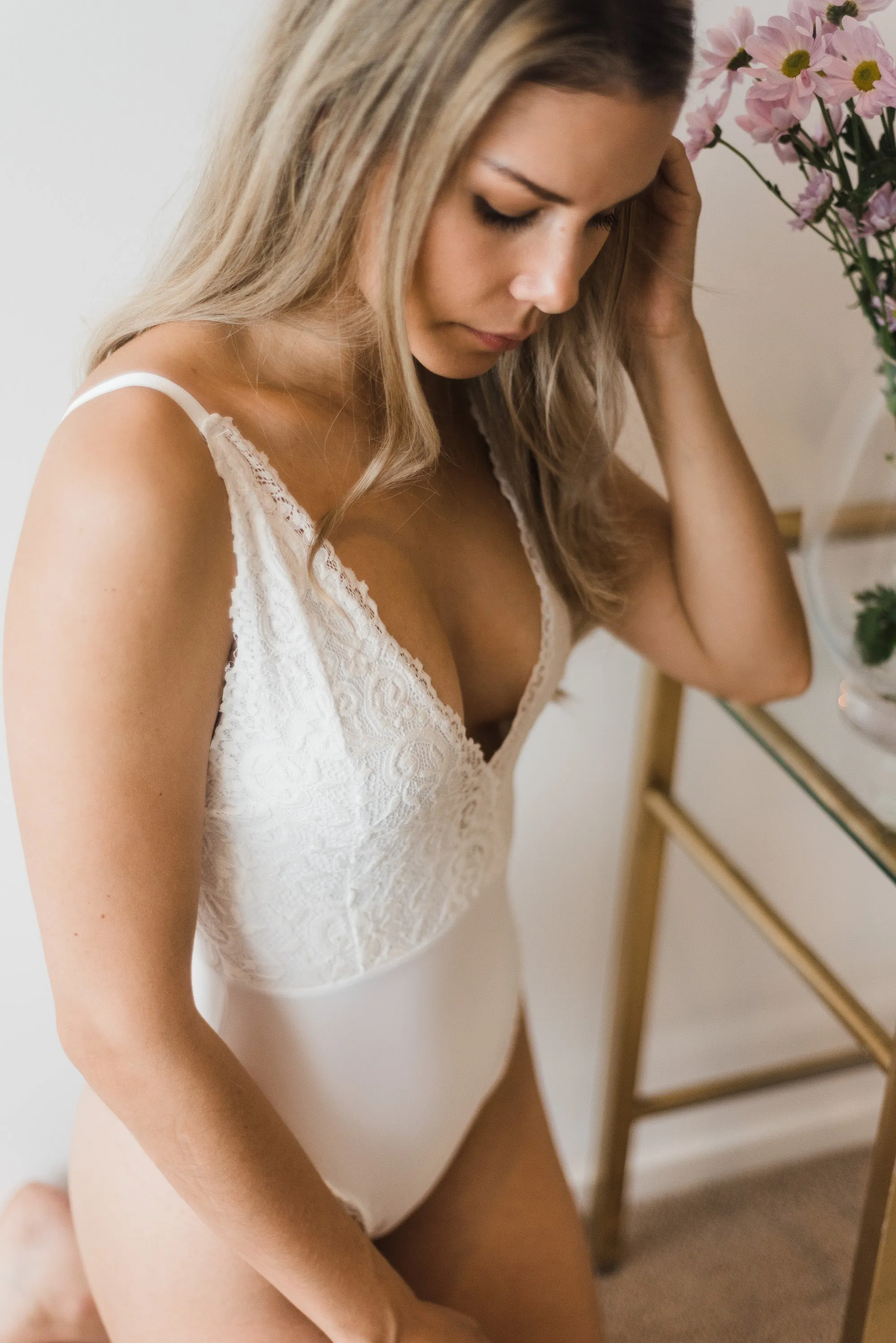 Dentelle White Lace Bodysuit