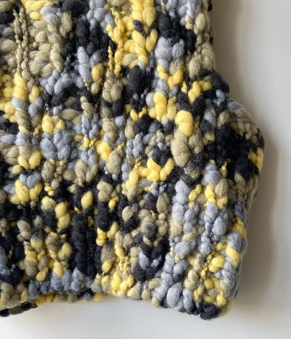 FUMIKA_UCHIDA/SPACE DYED HAND KNITTED VEST(GRY×BEIGE×YEL)