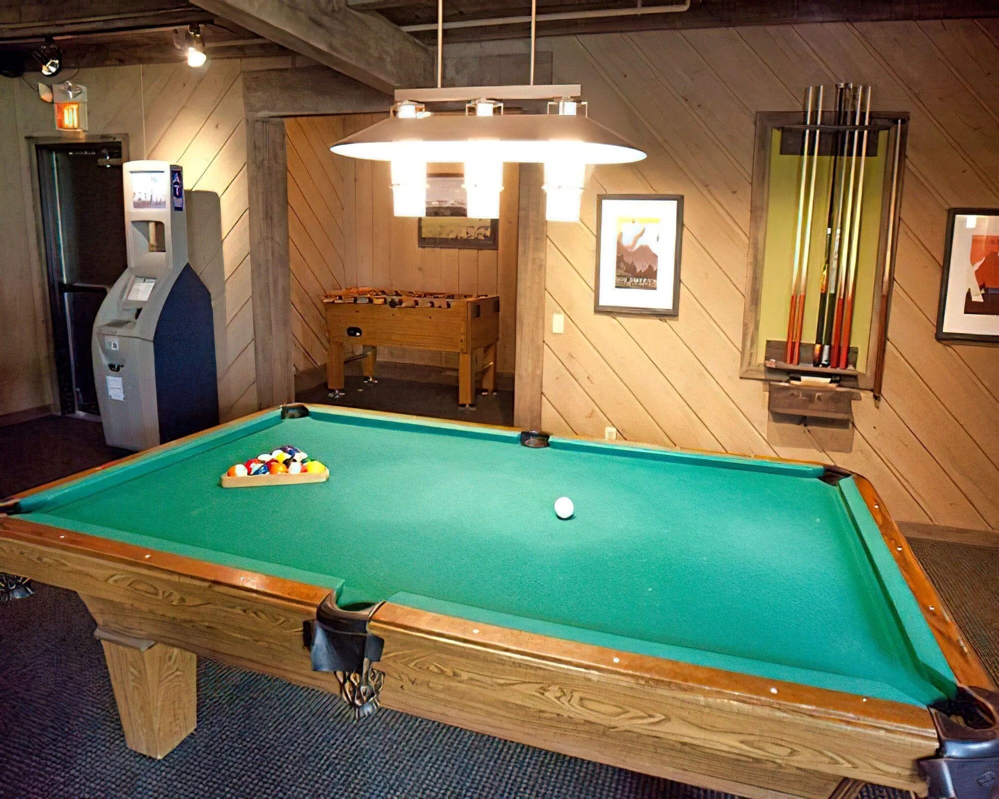 Glacier Village at Meadow Lake