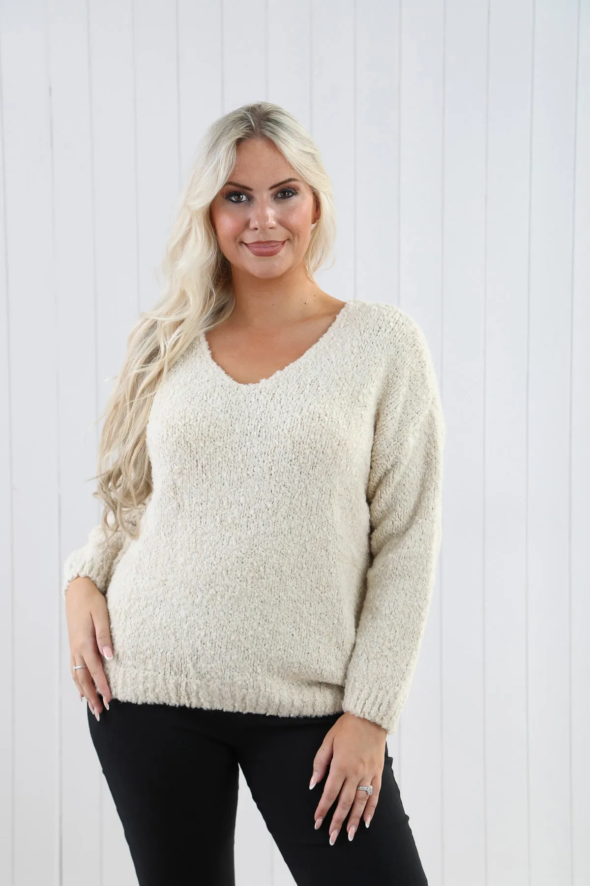 Goose Island 4566 Plain V-Neck Borg Alpaca Mix Chunky Knit Jumper (2 Colours)