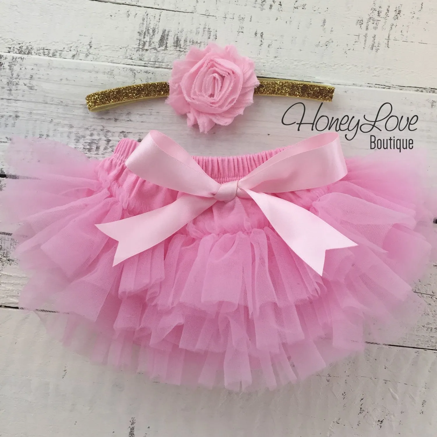 hello world! Outfit - Light Pink and Gold/Silver glitter
