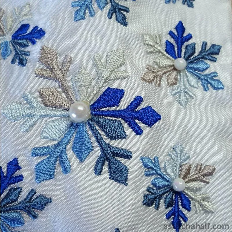 Ombre Snowflake Bag With ITH Zipper