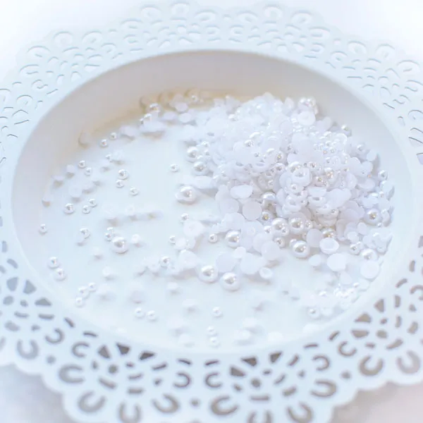 PRETTY PINK POSH:  Pearls | Marshmallow