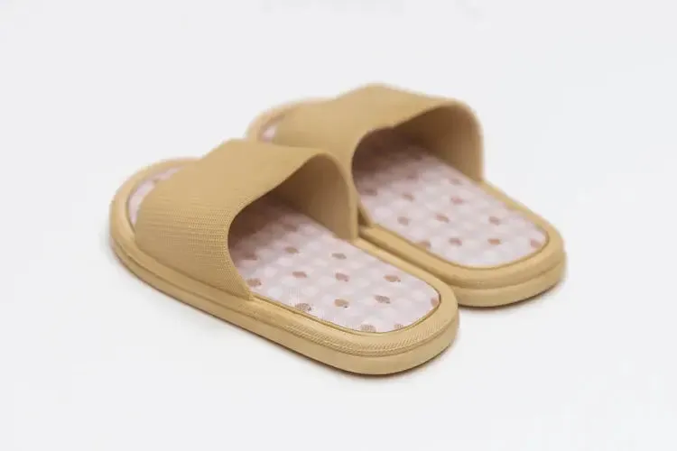 Slippers - Latte