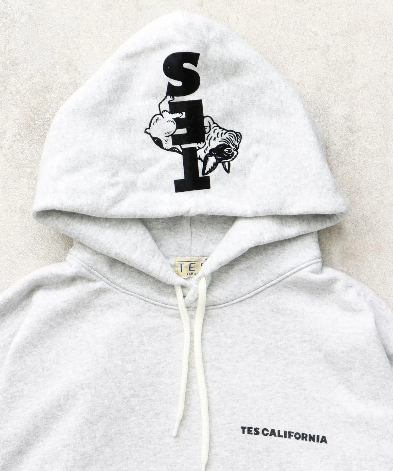 TES CAL FLOCK LOGO SWEAT PARKA / スウェットパーカー