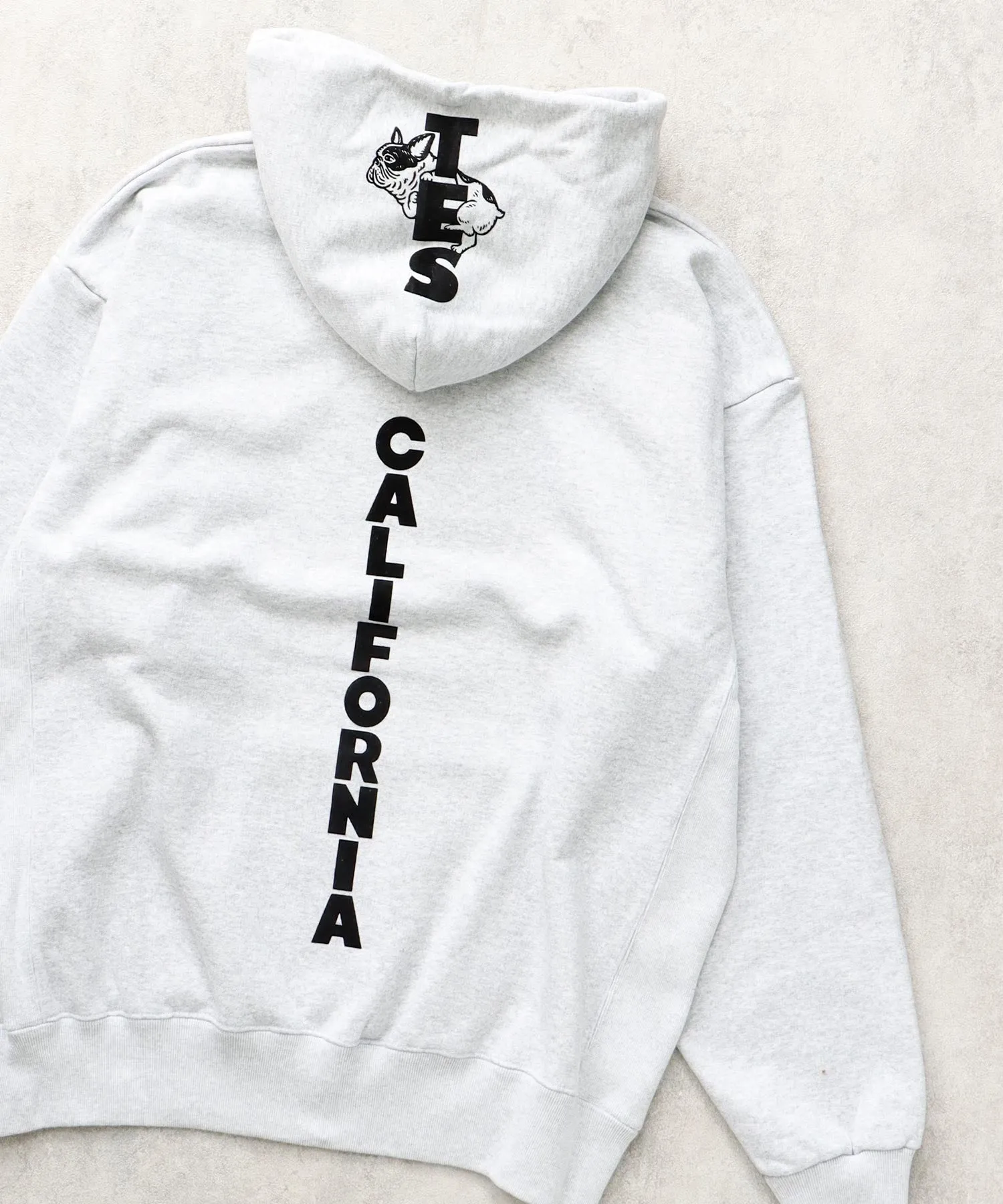 TES CAL FLOCK LOGO SWEAT PARKA / スウェットパーカー