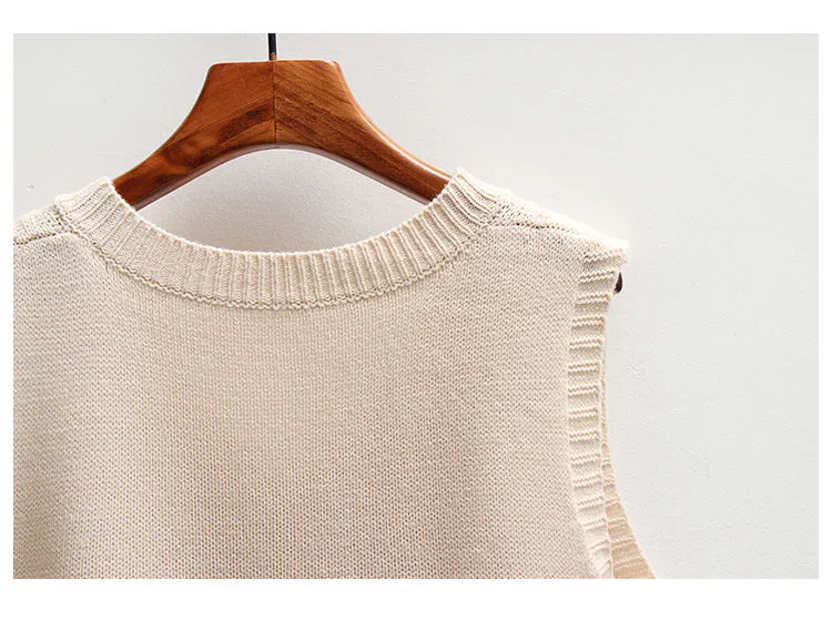 Women Solid Short Loose Sleeveless Knitted V-Neck Vest