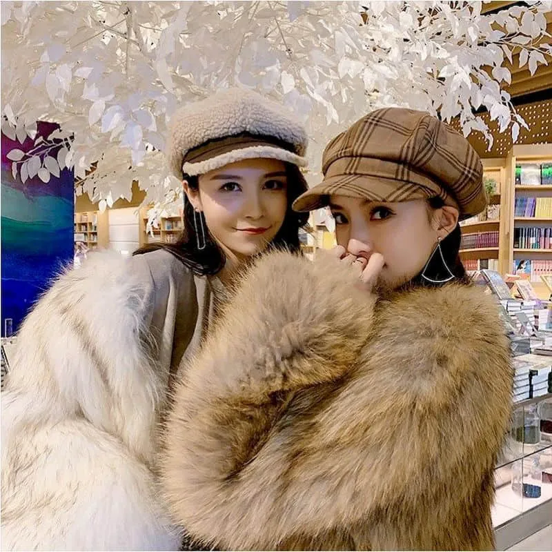 Women's fur coat elegant sexy high street clothing new short fox raccoon fur trumpet sleeve fashion western Retro thick jacket