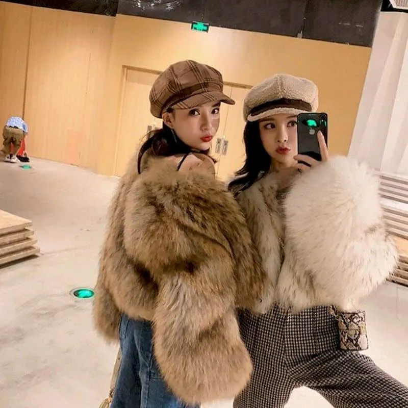 Women's fur coat elegant sexy high street clothing new short fox raccoon fur trumpet sleeve fashion western Retro thick jacket