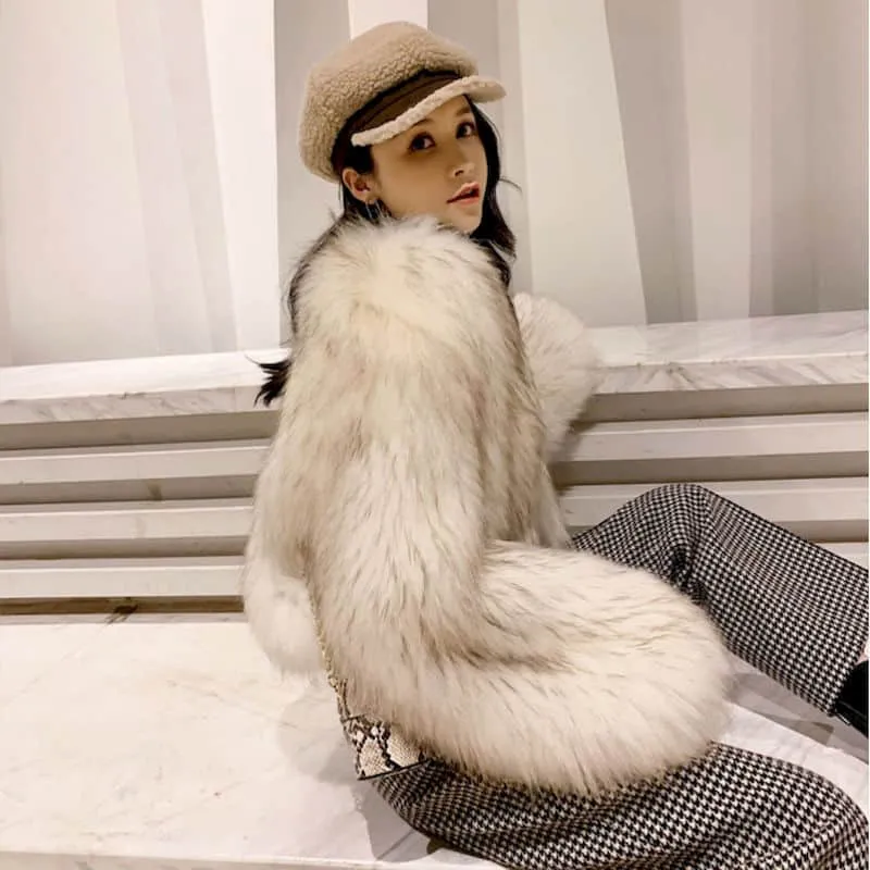 Women's fur coat elegant sexy high street clothing new short fox raccoon fur trumpet sleeve fashion western Retro thick jacket